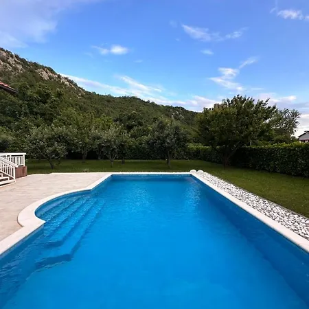 Kula Villa *